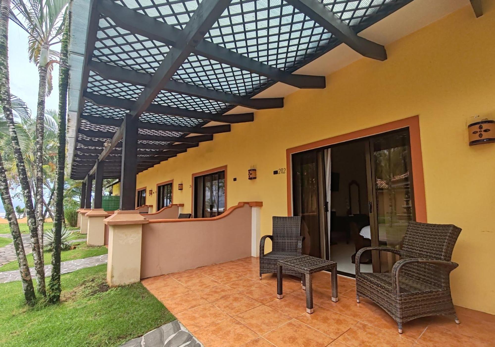 Marenaz Oceanfront Resort Esterillos Este Exterior foto